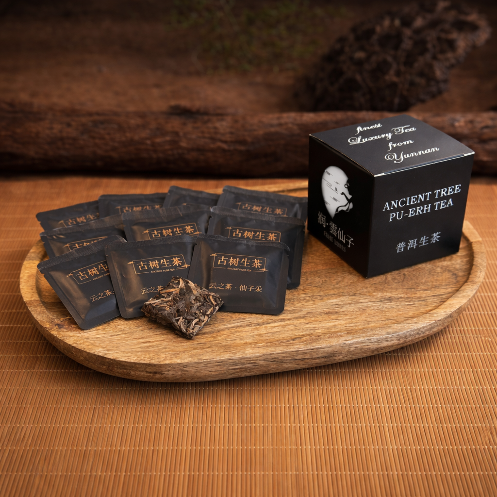 Yiwu Shan Pu-Erh Sheng · 10 × 7 g Box